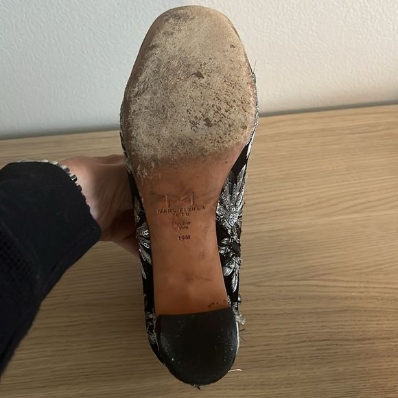 Marc Fisher Grazie Sequin Velvet Bootie Size 10 - Picture 4 of 5